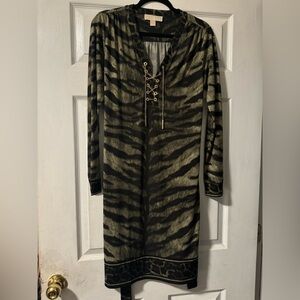 NWOT MICHAEL KORS Belted Safari Green Animal Print Long Sleeve Jersey Dress Med
